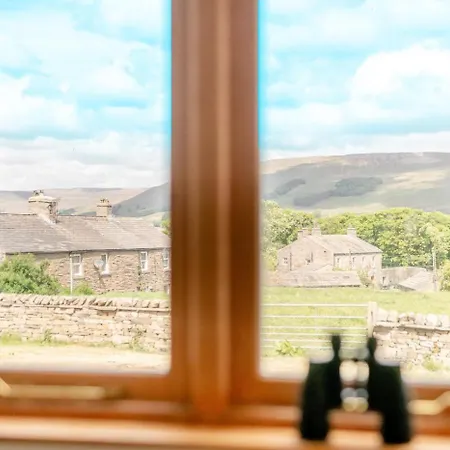 4 Bed In Burtersett Oc-h32270 * Hawes