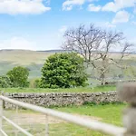 4 Bed In Burtersett Oc-h32270